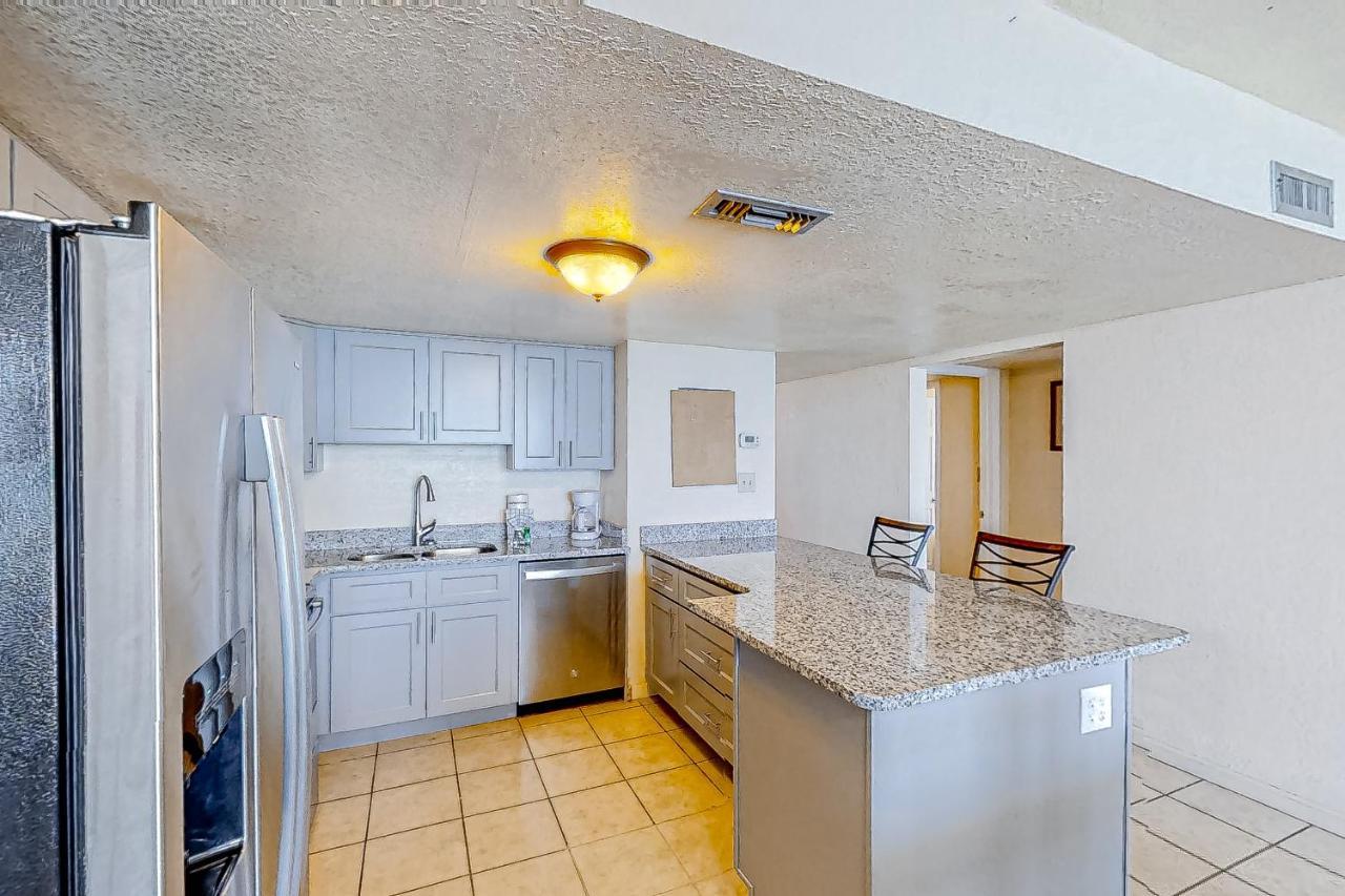 Water'S Edge Resort 901 Миртъл Бийч Екстериор снимка